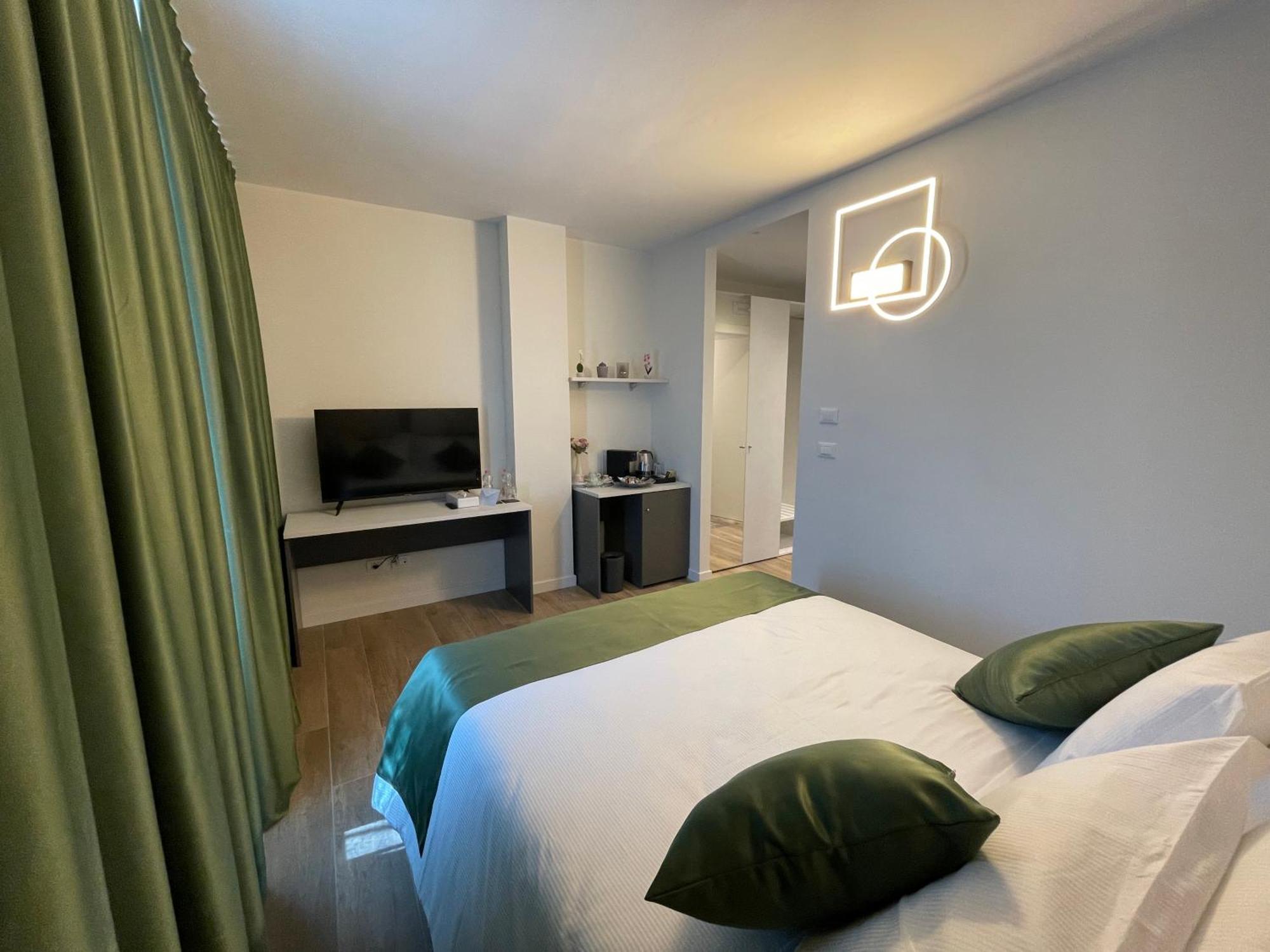 Hotel Saint Michel Gorycja Zewnętrze zdjęcie